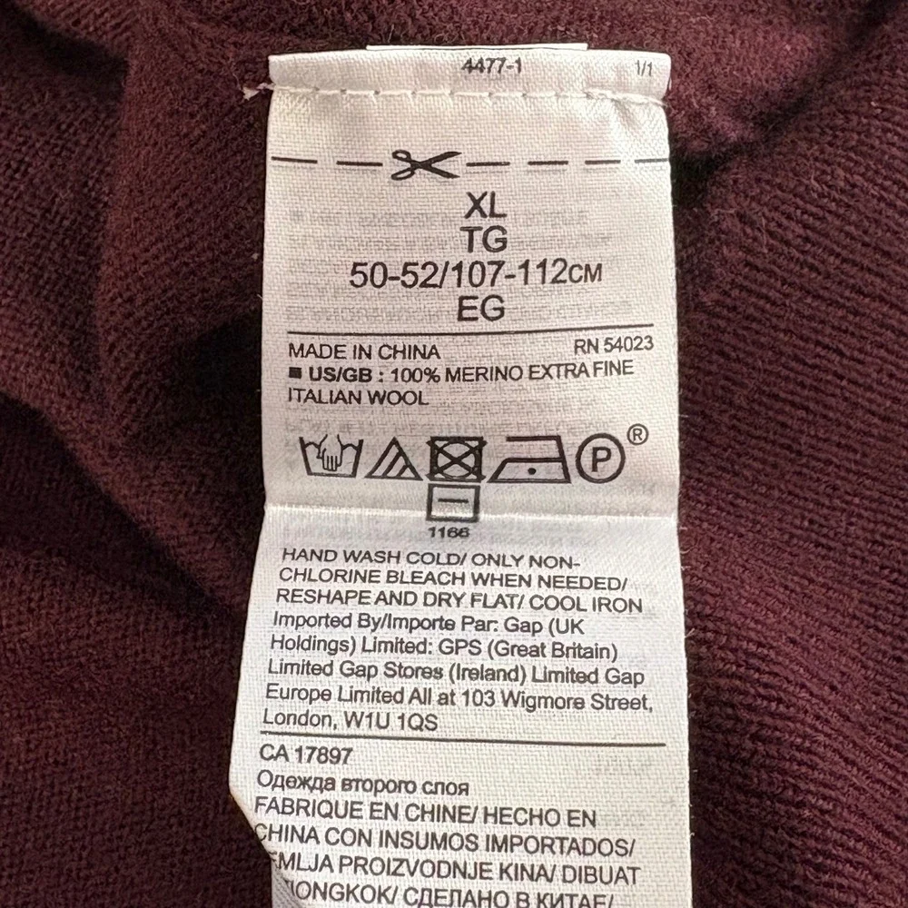 Banana Republic Mens XL 100% Merino Wool Colorblock Crewneck Sweater Wine Navy